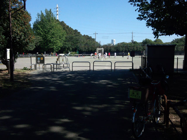和田掘公園グラウンドの入り口